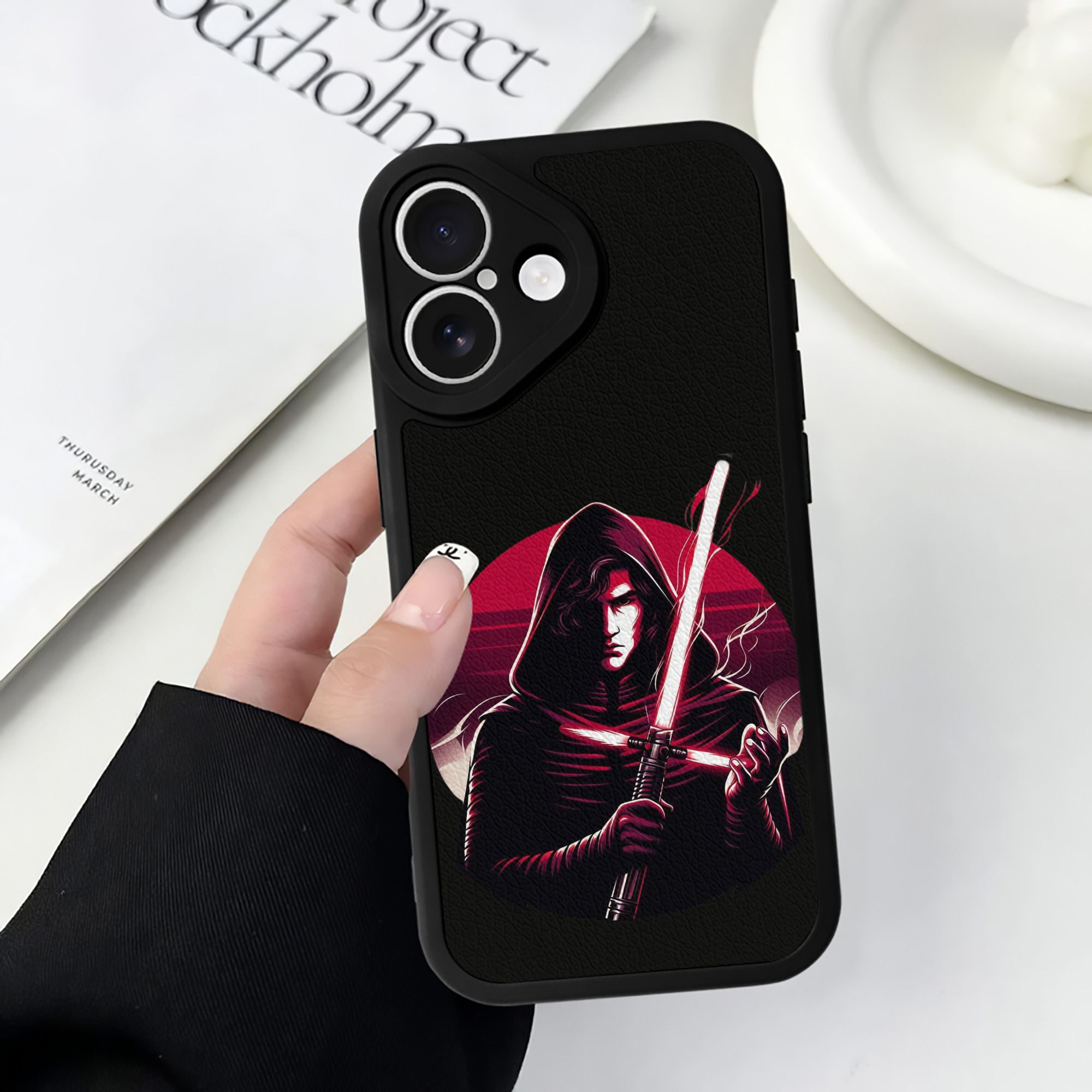 （画像用） スター・ウォーズ Star Wars 【iPhone 16シリーズ対応】シリコンスマホケース（レザー調） 材質：シリコン